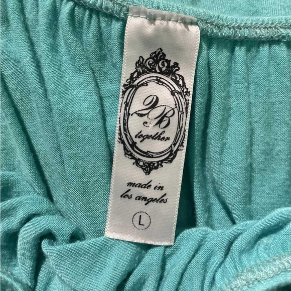 3/4 sleeves tunic with ruffle hem - Picture 3 of 3